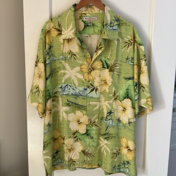 NWOT Amazing Tommy Bahama Silk Shirt Men’s Size XXL - Picture 1 of 10
